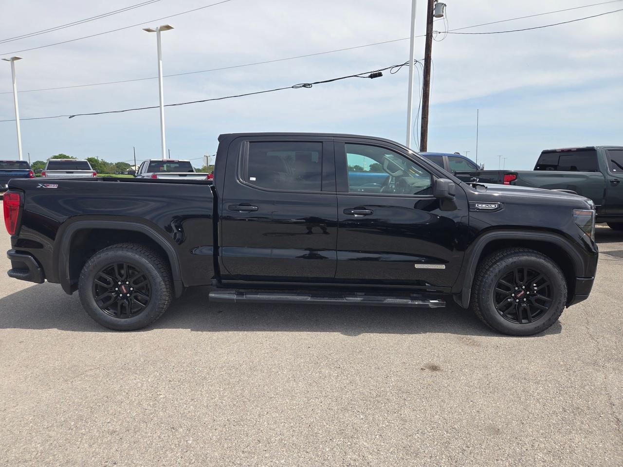 2022 GMC Sierra 1500 Elevation Castroville TX