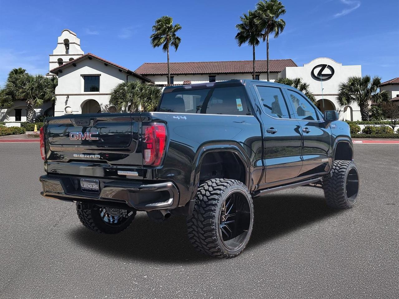 2022 GMC Sierra 1500 Elevation