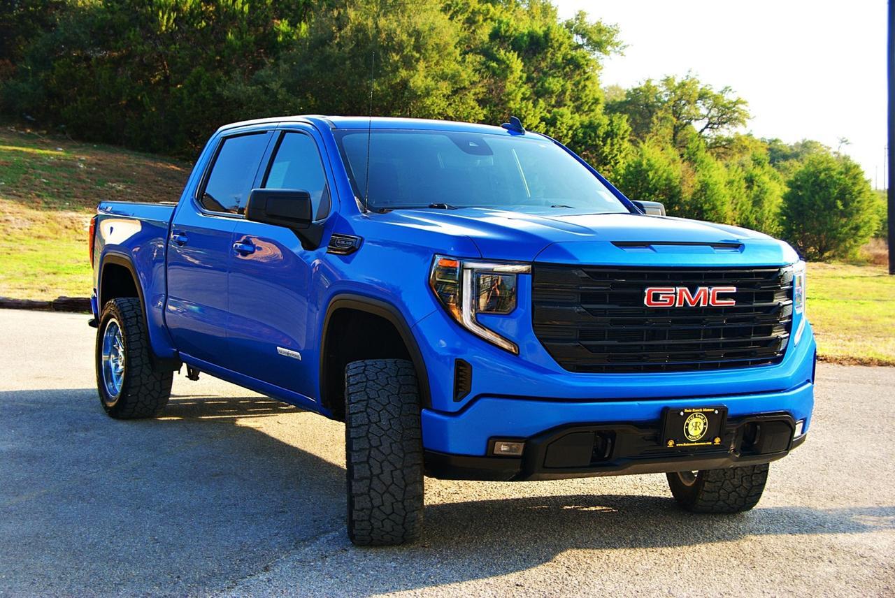 2022 GMC Sierra 1500 Elevation