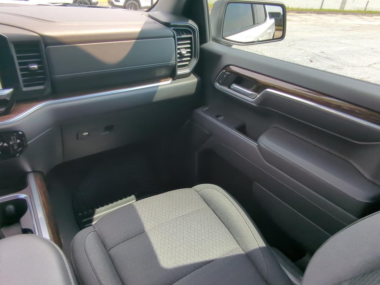 2022 GMC Sierra 1500 Elevation Winder GA