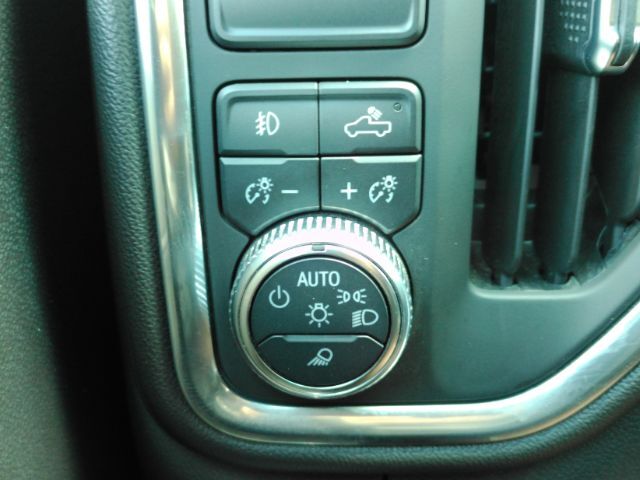 2022 GMC Sierra 1500 Limited 2WD Crew Cab Short Box SLT Plano TX