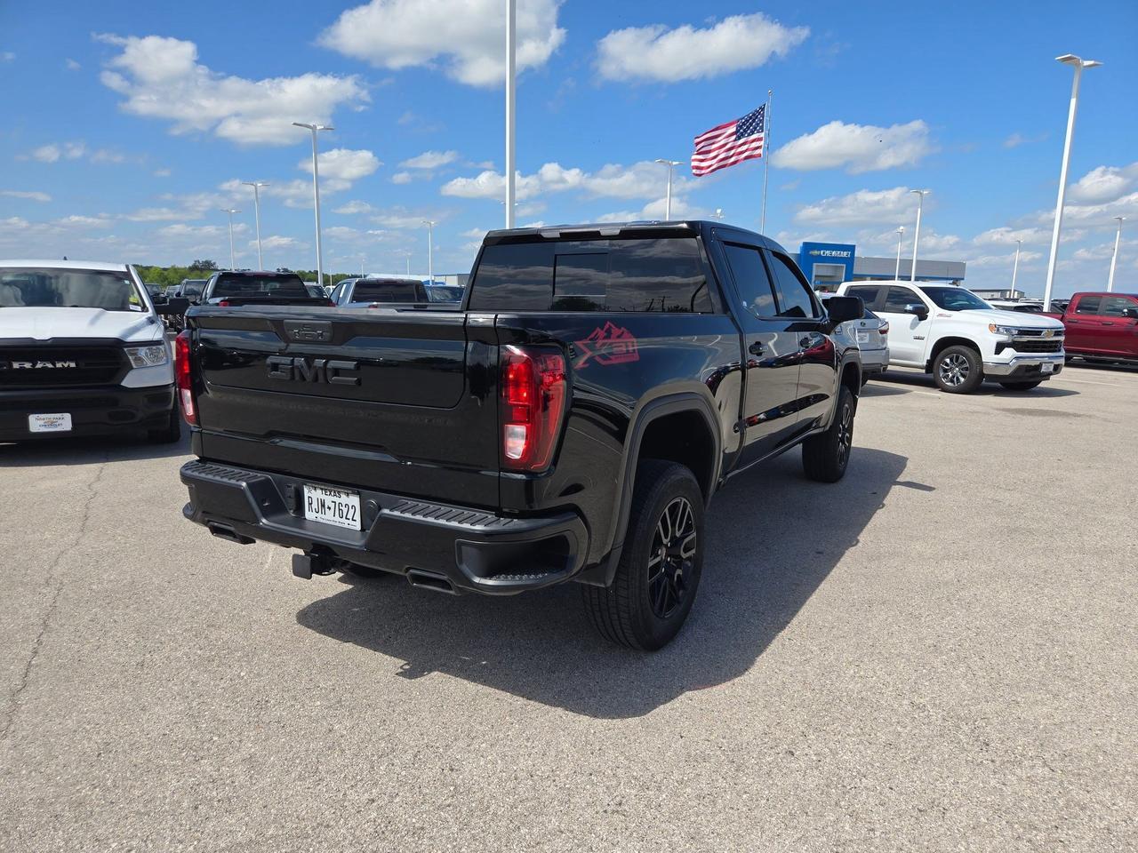 2022 GMC Sierra 1500 Limited Elevation