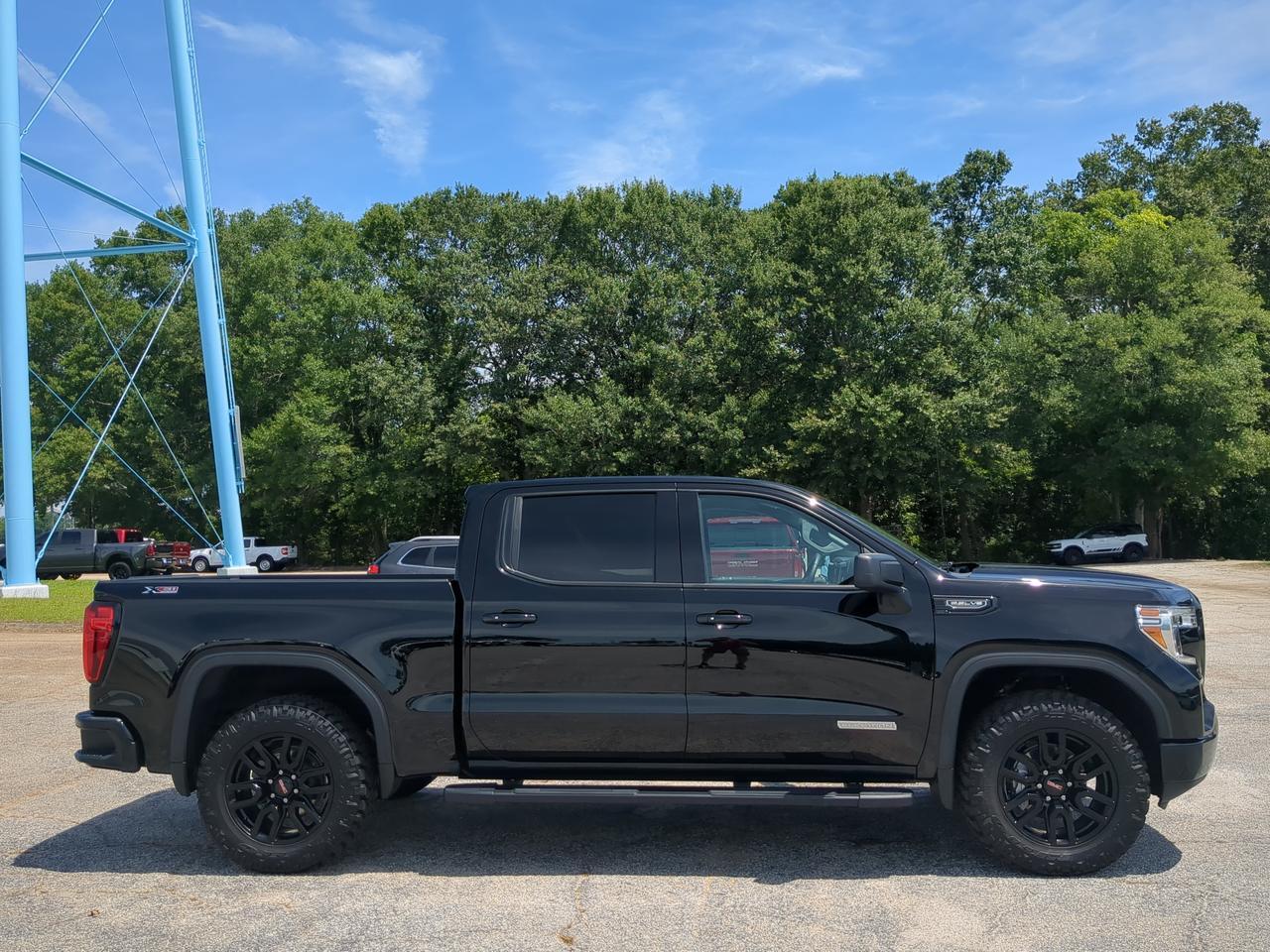 2022 GMC Sierra 1500 Limited Elevation