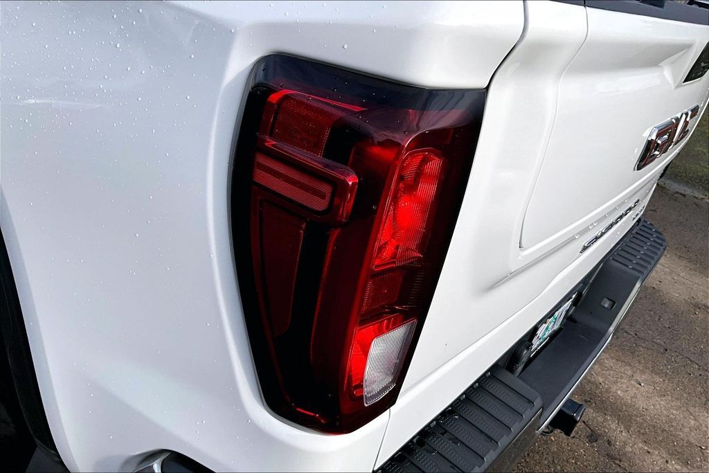 2022 GMC Sierra 1500 Limited SLE OR