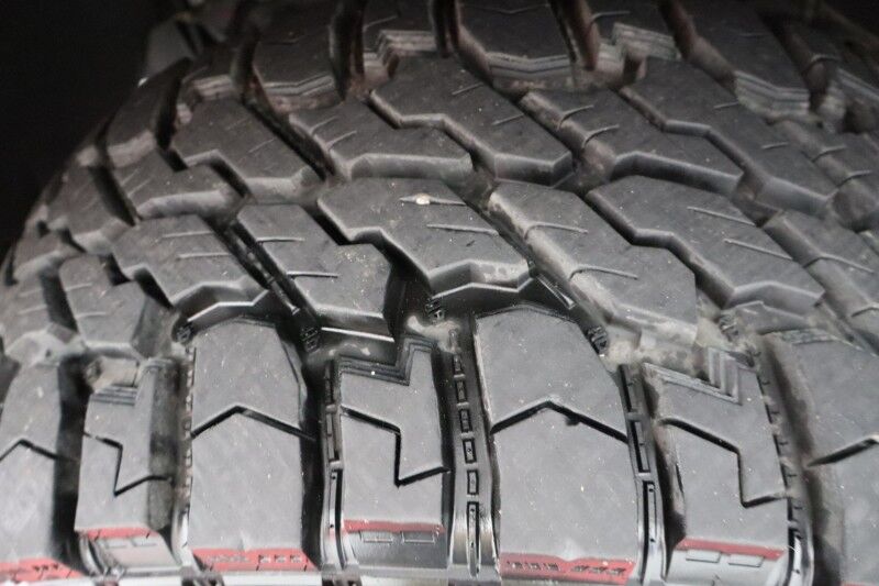 2022 GMC Sierra 1500 Limited SLT 4WD 3.0L Duramax Diesel Allison GPS Sunroof 33in Tires FREE WARRANTY Arlington TX