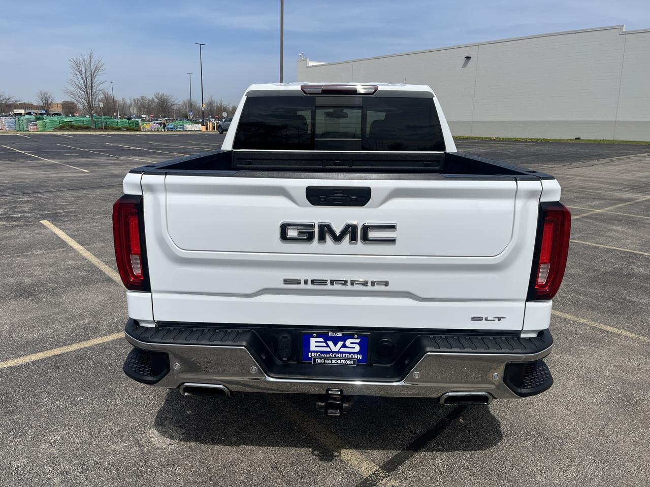 2022 GMC Sierra 1500 Limited SLT X31 Crew Cab 4WD 5.3L PremumPlusPkg w/AdptvCrz Nav 20s HtdMemBuckets Spray-OnBedliner Saukville WI