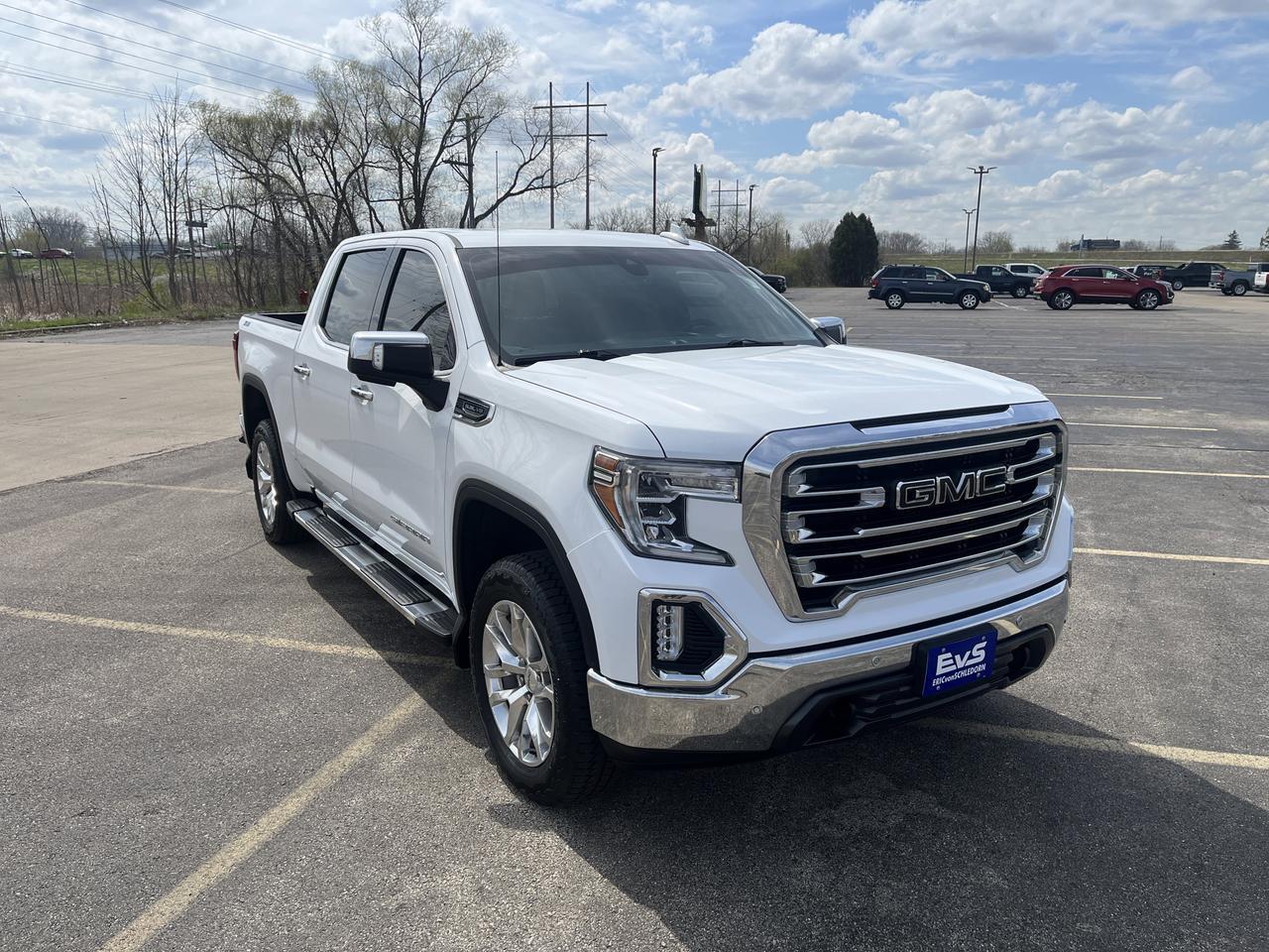 2022 GMC Sierra 1500 Limited SLT X31 Crew Cab 4WD 5.3L PremumPlusPkg w/AdptvCrz Nav 20s HtdMemBuckets Spray-OnBedliner Saukville WI