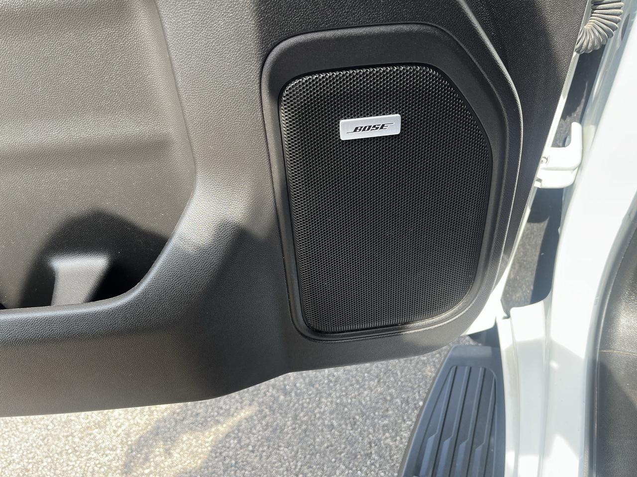 2022 GMC Sierra 1500 Limited SLT X31 Crew Cab 4WD 5.3L PremumPlusPkg w/AdptvCrz Nav 20s HtdMemBuckets Spray-OnBedliner Saukville WI