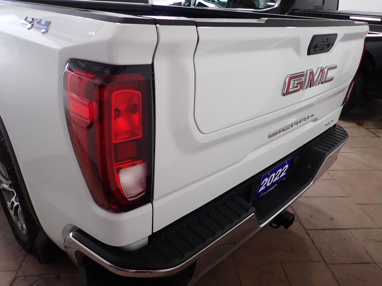 2022 GMC Sierra 1500 SLE CREW CAB *DIESEL* 6.5 BOX Listowel ON