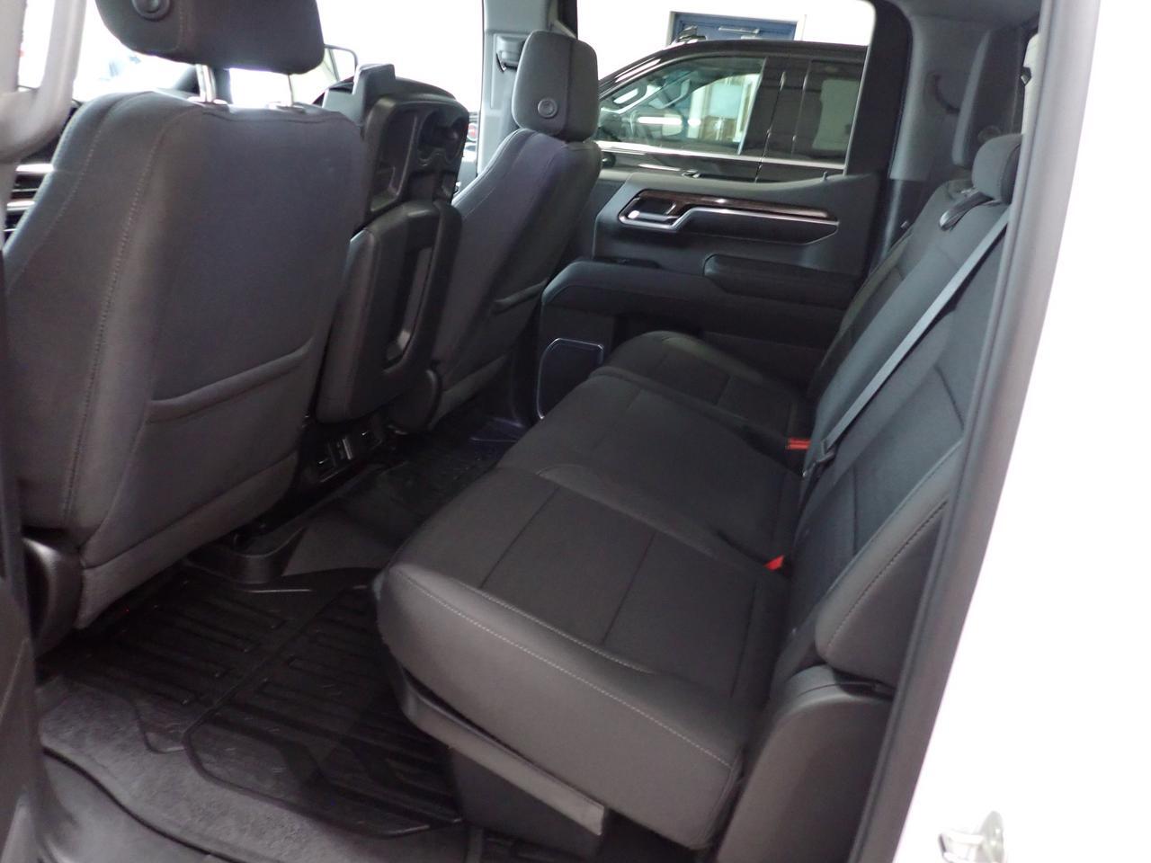 2022 GMC Sierra 1500 SLE CREW CAB *DIESEL* 6.5 BOX Listowel ON