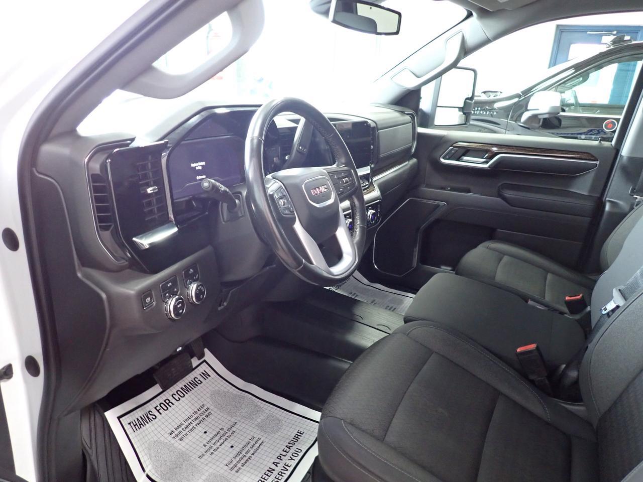 2022 GMC Sierra 1500 SLE CREW CAB *DIESEL* 6.5 BOX Listowel ON