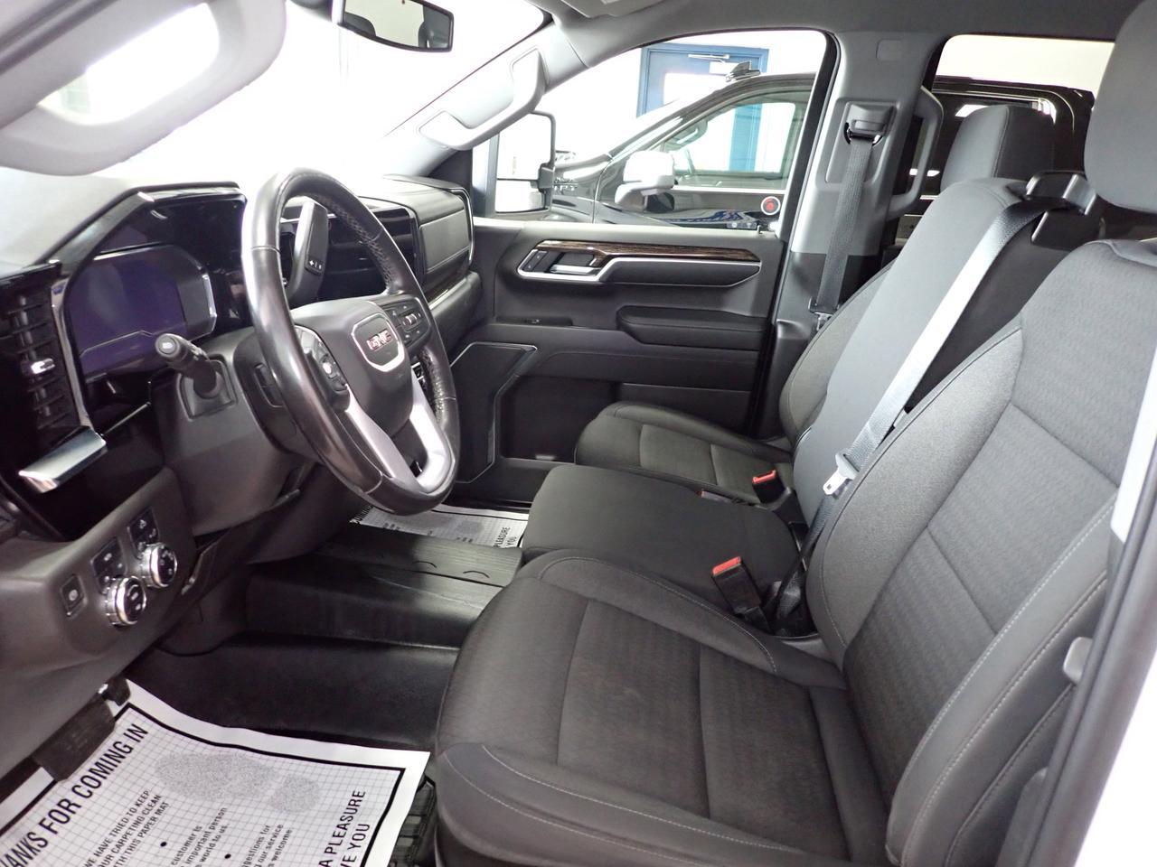 2022 GMC Sierra 1500 SLE CREW CAB *DIESEL* 6.5 BOX Listowel ON