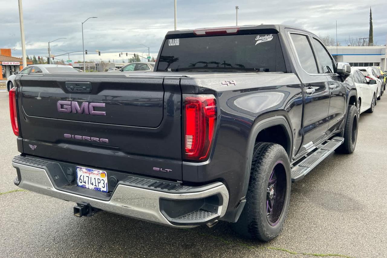 2022 GMC Sierra 1500 SLT