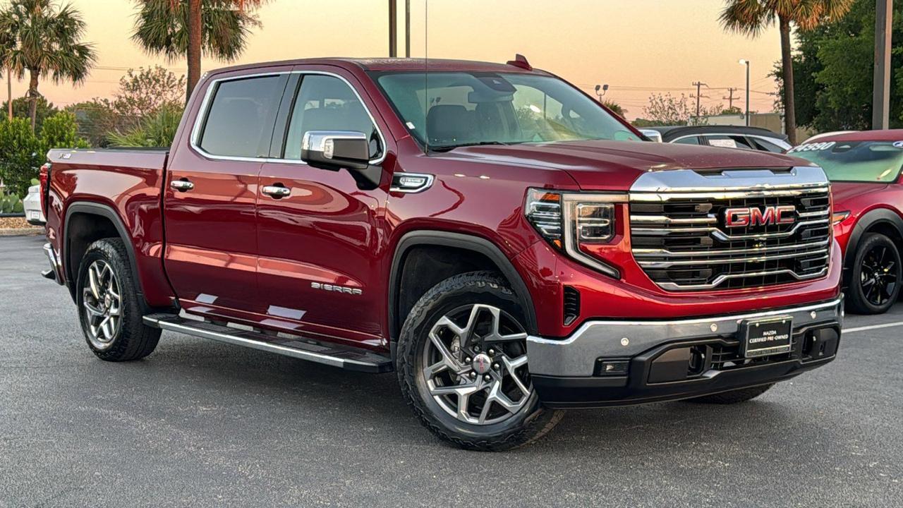 2022 GMC Sierra 1500 SLT