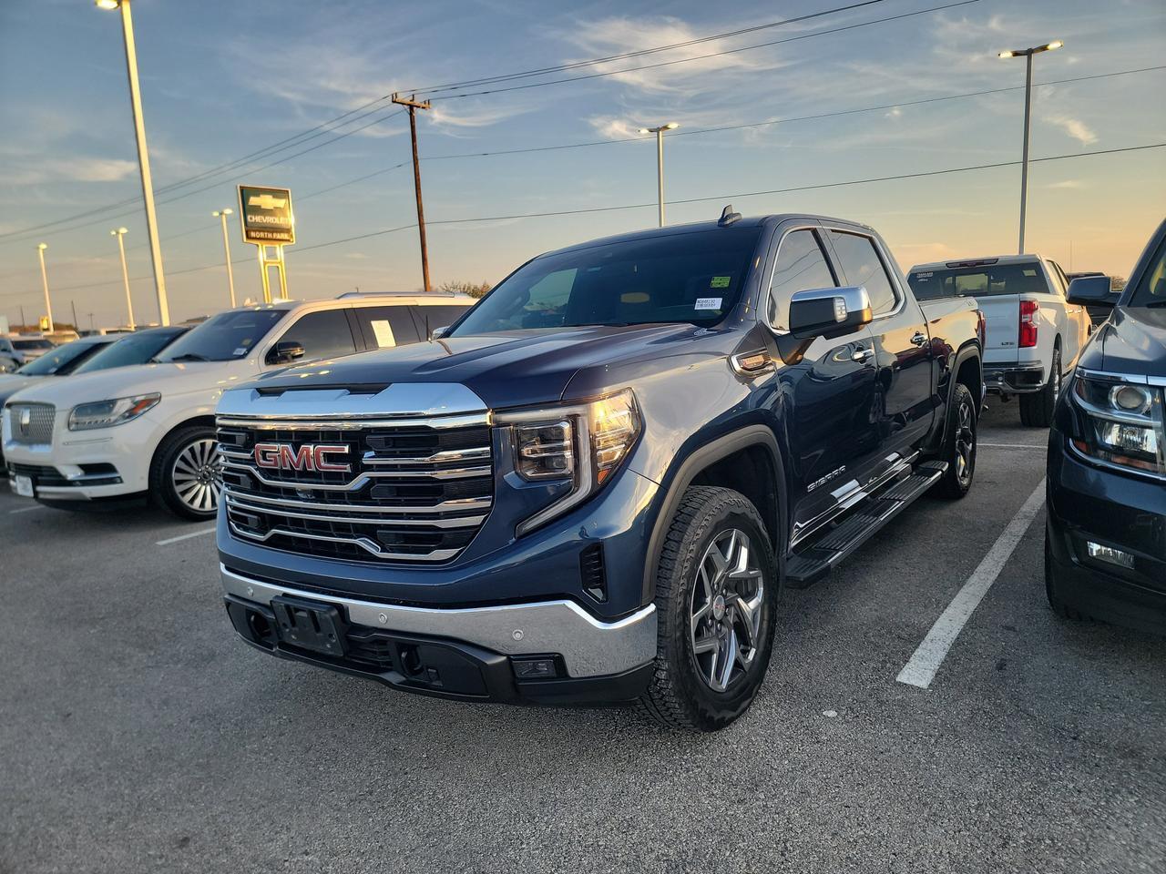 2022 GMC Sierra 1500 SLT