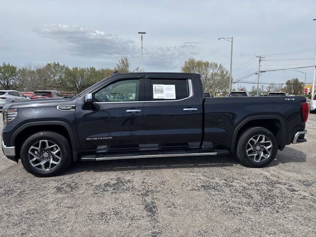 2022 GMC Sierra 1500 SLT