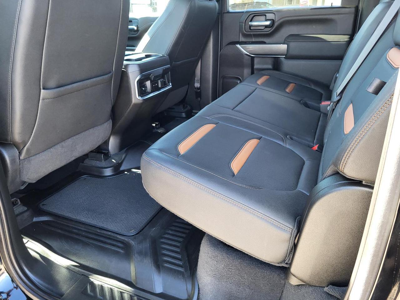 2022 GMC Sierra 2500HD 4WD Crew Cab 159 AT4 Beeville TX