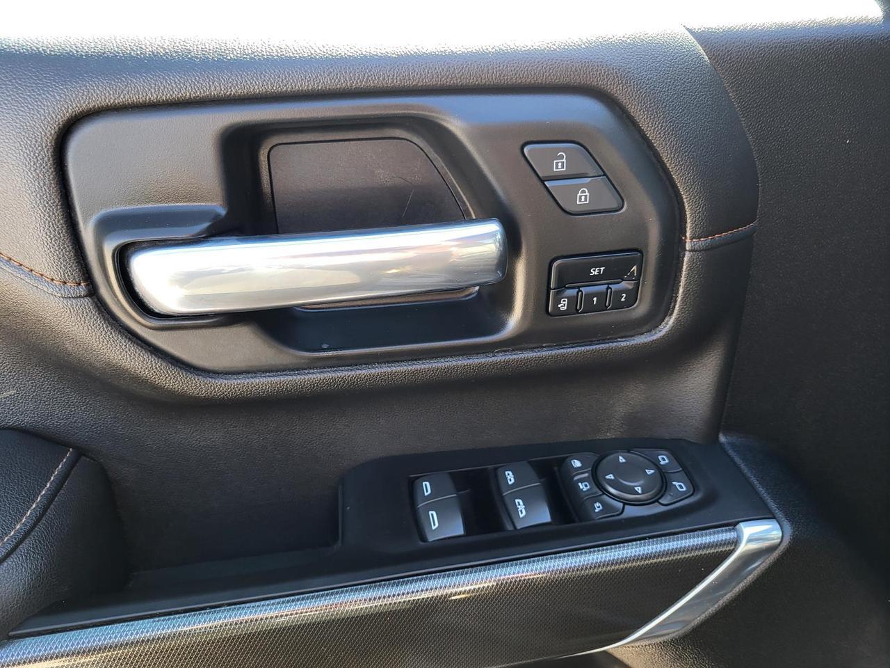 2022 GMC Sierra 2500HD 4WD Crew Cab 159 AT4 Beeville TX