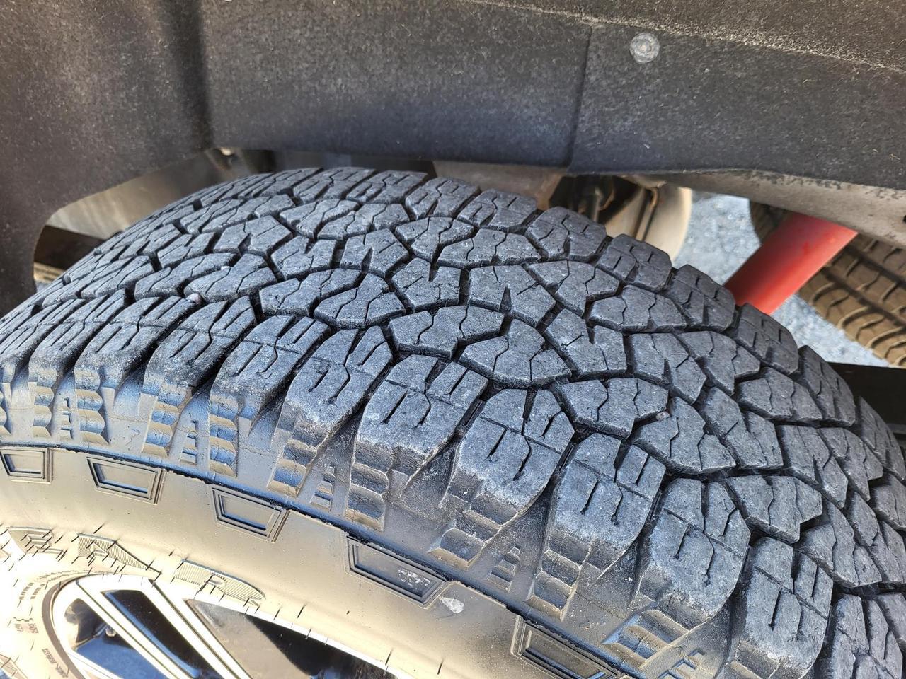 2022 GMC Sierra 2500HD 4WD Crew Cab 159 AT4 Beeville TX