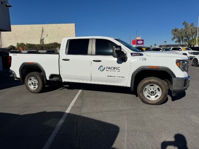 2022 GMC Sierra 2500HD 4WD Crew Cab Standard Bed Pro