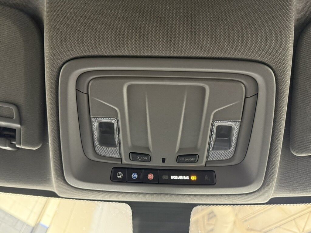 2022 GMC Sierra 2500HD 4WD Double Cab 149 Pro Maumee OH