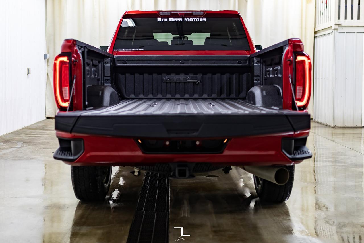 2022 GMC Sierra 2500HD 4x4 Crew Cab AT4 Diesel Leather Nav BCam Red Deer AB