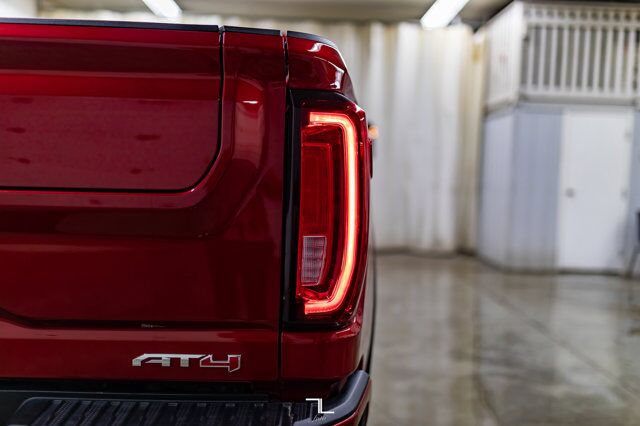 2022 GMC Sierra 2500HD 4x4 Crew Cab AT4 Diesel Leather Nav BCam Red Deer AB