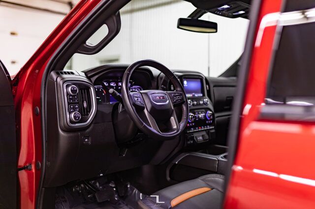 2022 GMC Sierra 2500HD 4x4 Crew Cab AT4 Diesel Leather Nav BCam Red Deer AB