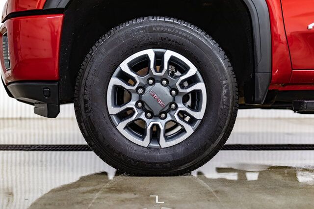 2022 GMC Sierra 2500HD 4x4 Crew Cab AT4 Diesel Leather Nav BCam Red Deer AB