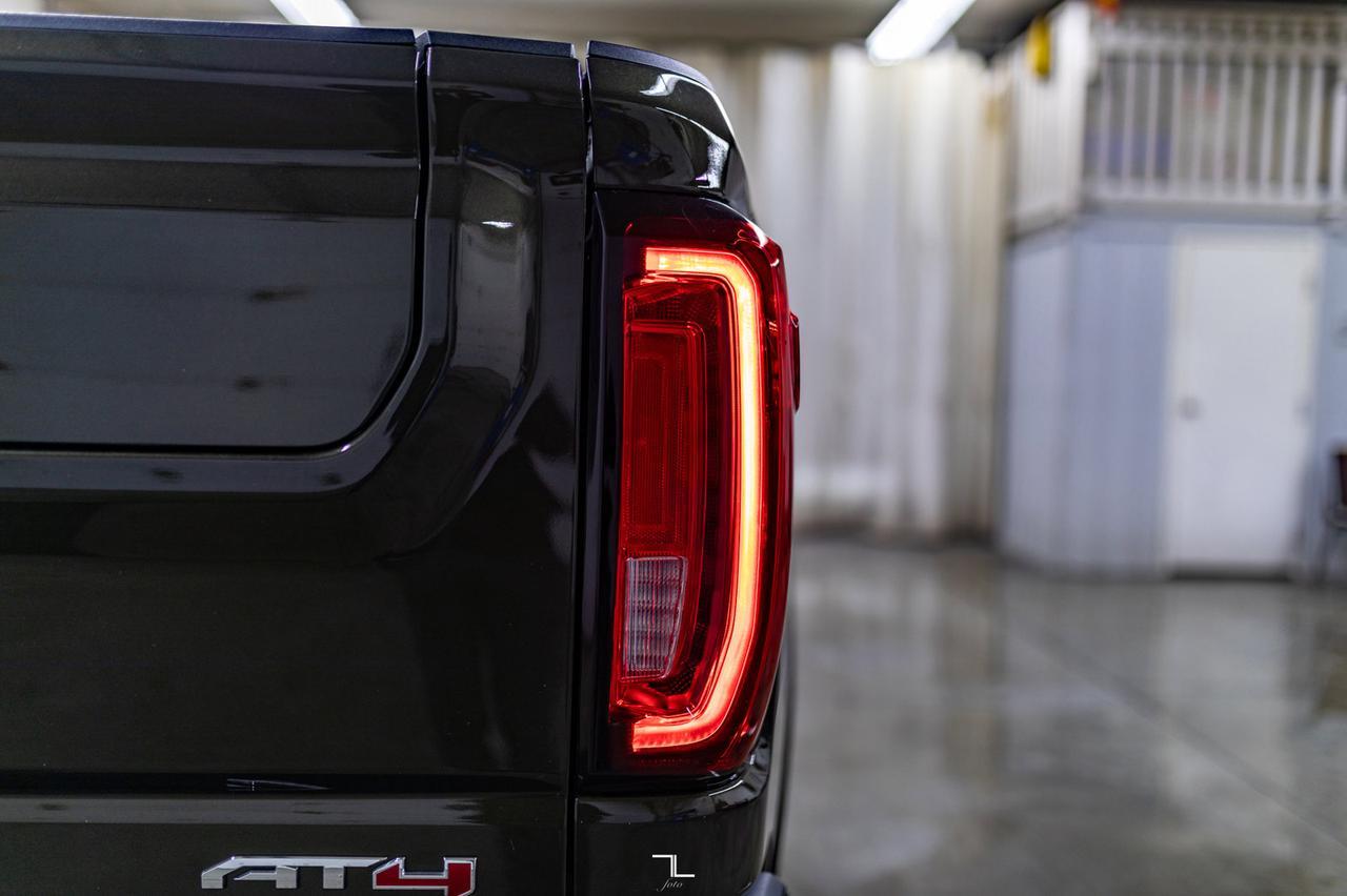 2022 GMC Sierra 2500HD 4x4 Crew Cab AT4 Diesel Leather Roof Nav Red Deer AB