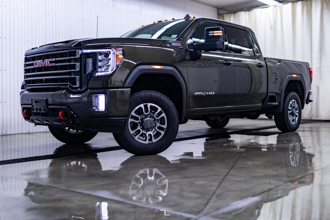 2022 GMC Sierra 2500HD 4x4 Crew Cab AT4 Diesel Leather Roof Nav Red Deer AB