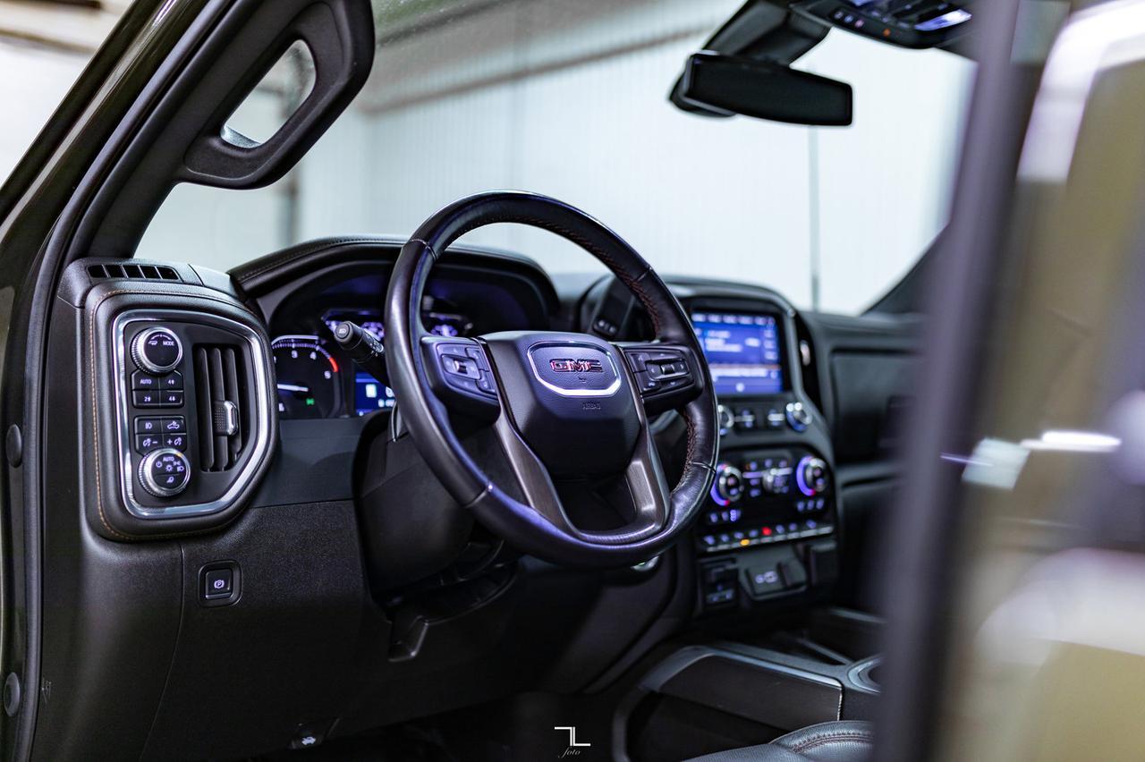 2022 GMC Sierra 2500HD 4x4 Crew Cab AT4 Diesel Leather Roof Nav Red Deer AB