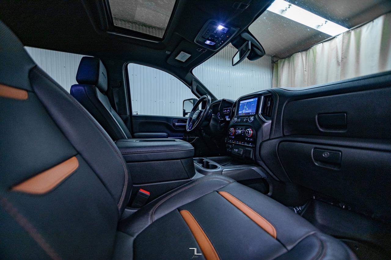 2022 GMC Sierra 2500HD 4x4 Crew Cab AT4 Diesel Leather Roof Nav Red Deer AB