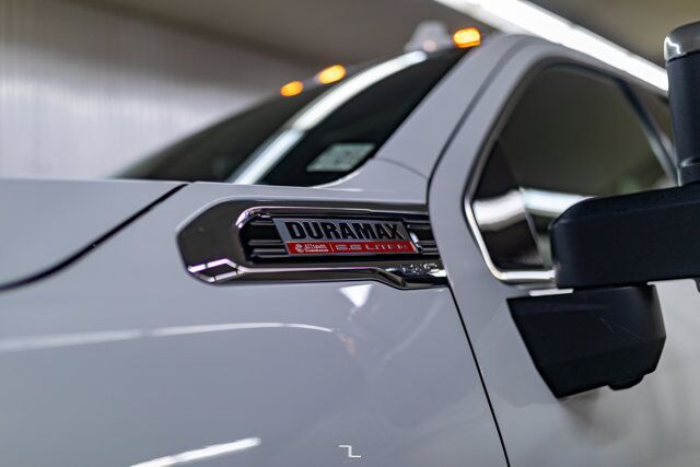 2022 GMC Sierra 2500HD 4x4 Crew Cab Denali Diesel Leather Roof Nav 4&quot; Lift Red Deer AB