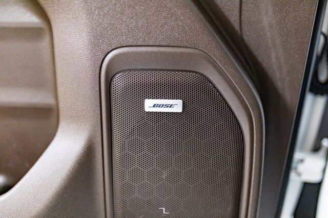 2022 GMC Sierra 2500HD 4x4 Crew Cab Denali Diesel Leather Roof Nav 4&quot; Lift Red Deer AB