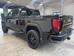 2022 GMC Sierra 2500HD 4x4 Crew Cab Denali Fond du Lac WI