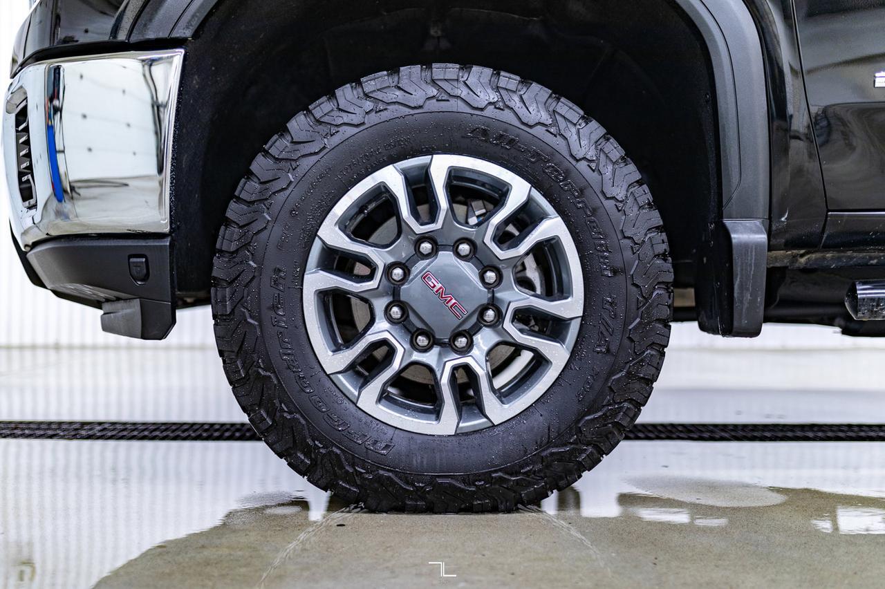 2022 GMC Sierra 2500HD 4x4 Crew Cab SLE Diesel BCam Red Deer AB