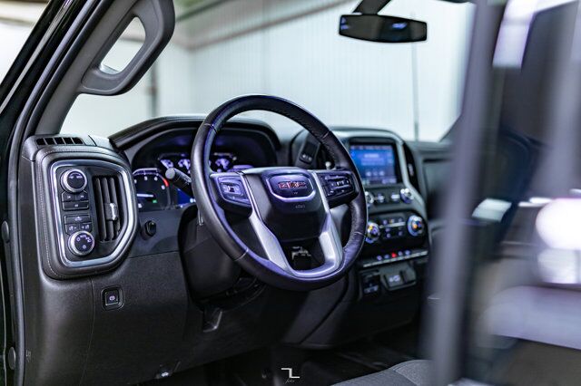 2022 GMC Sierra 2500HD 4x4 Crew Cab SLE Diesel BCam Red Deer AB