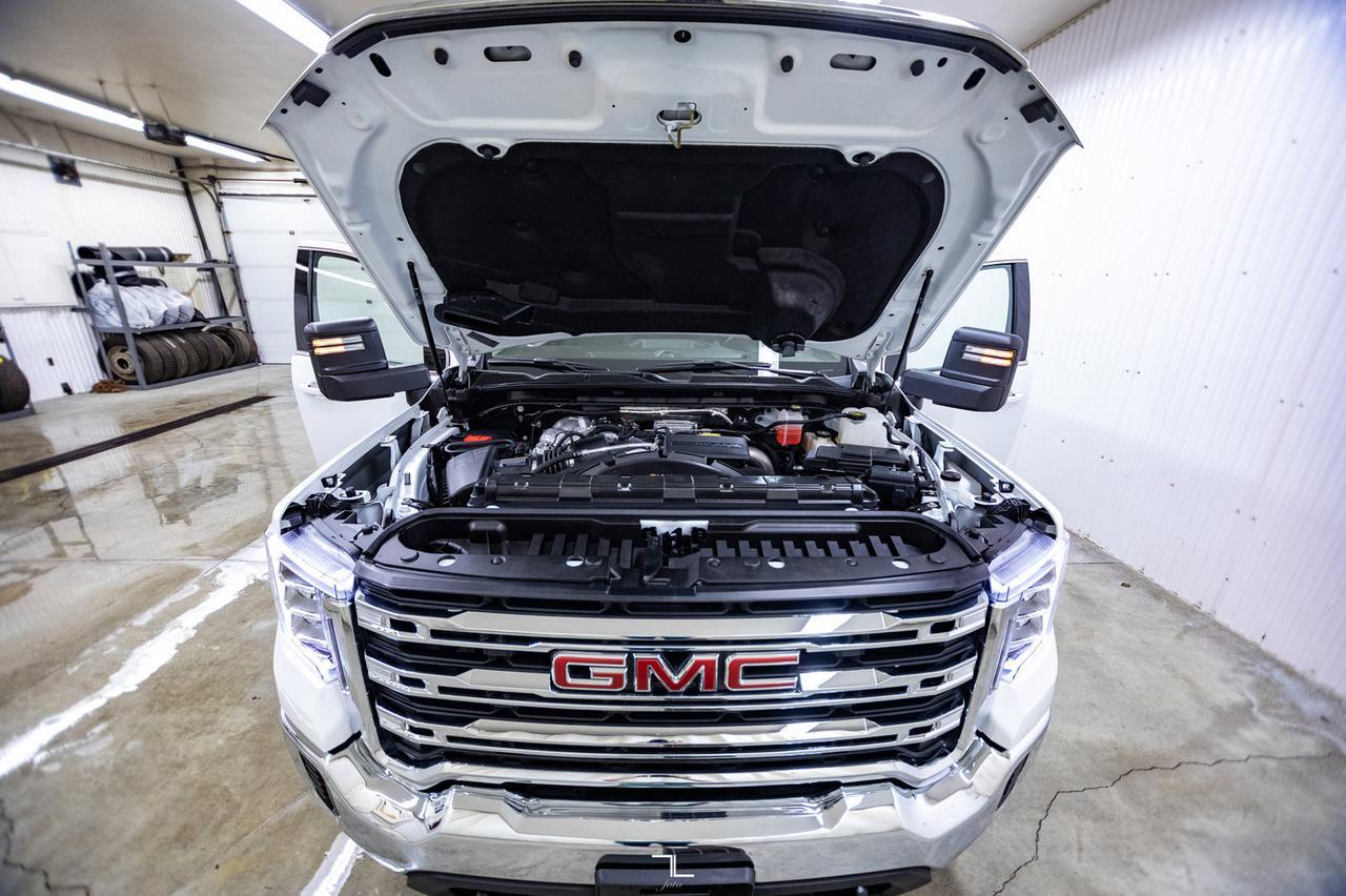 2022 GMC Sierra 2500HD 4x4 Crew Cab SLE Diesel BCam Red Deer AB