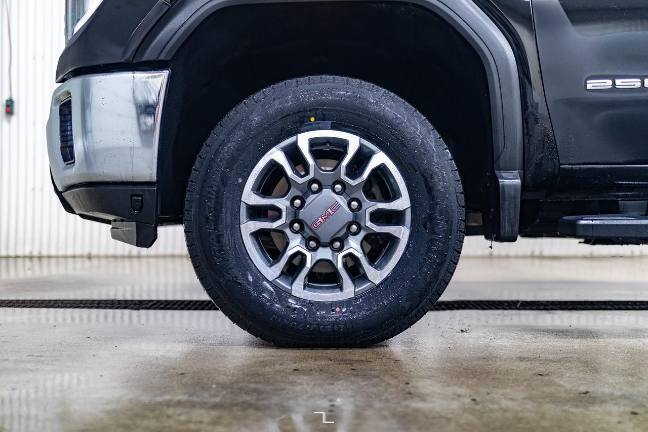 2022 GMC Sierra 2500HD 4x4 Crew Cab SLE X31 Longbox Diesel BCam Red Deer AB