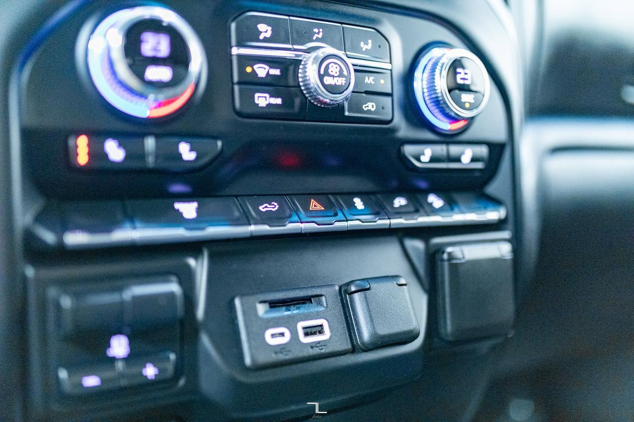 2022 GMC Sierra 2500HD 4x4 Crew Cab SLE X31 Longbox Diesel BCam Red Deer AB