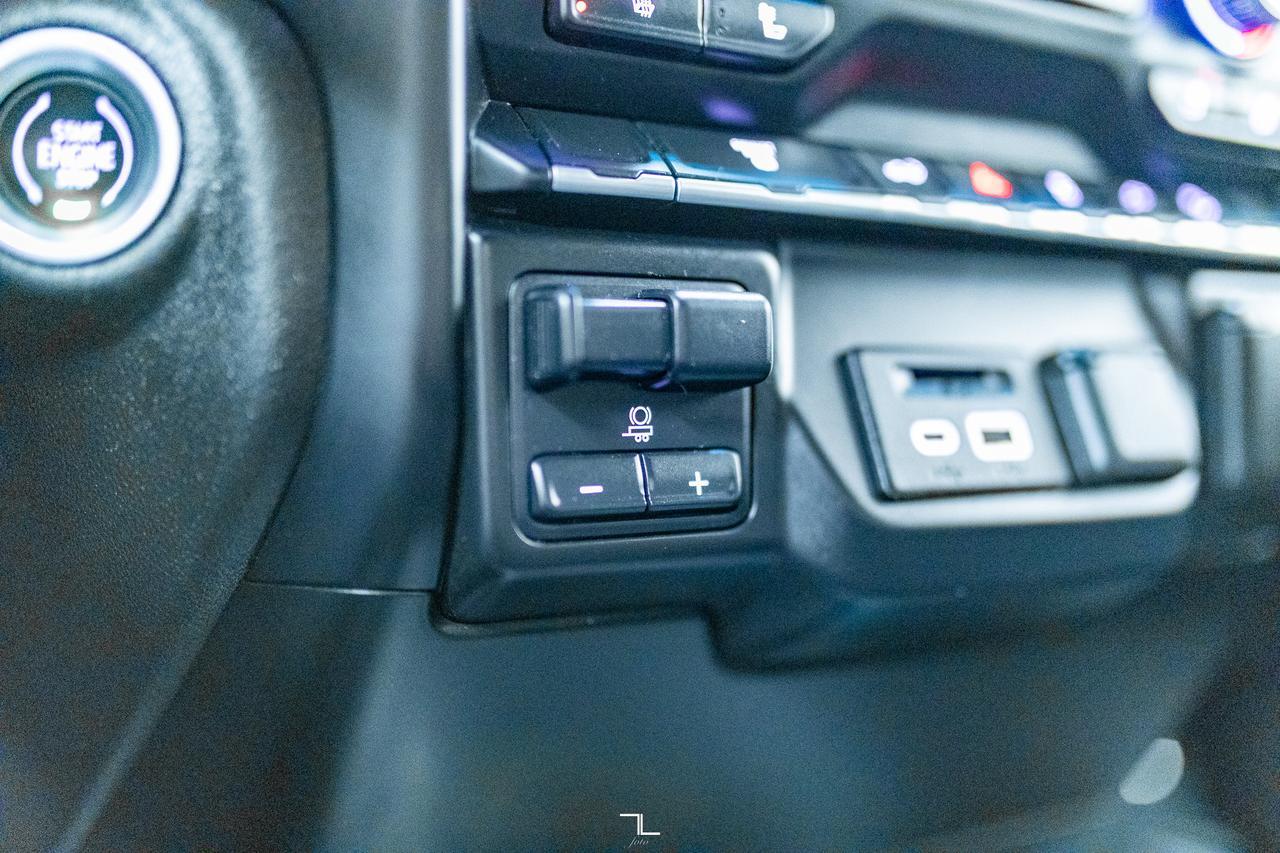 2022 GMC Sierra 2500HD 4x4 Crew Cab SLE X31 Longbox Diesel BCam Red Deer AB