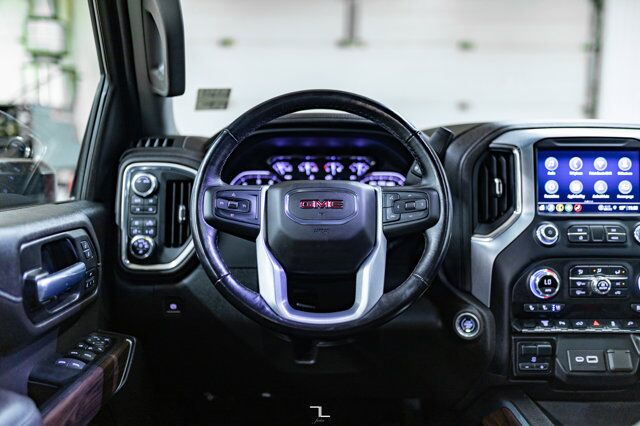 2022 GMC Sierra 2500HD 4x4 Crew Cab SLT Longbox Diesel Leather Roof Red Deer AB