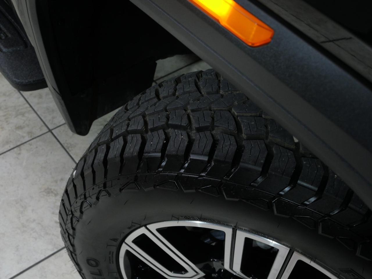 2022 GMC Sierra 2500HD AT4 6.6L Duramax 4x4 Mansfield TX