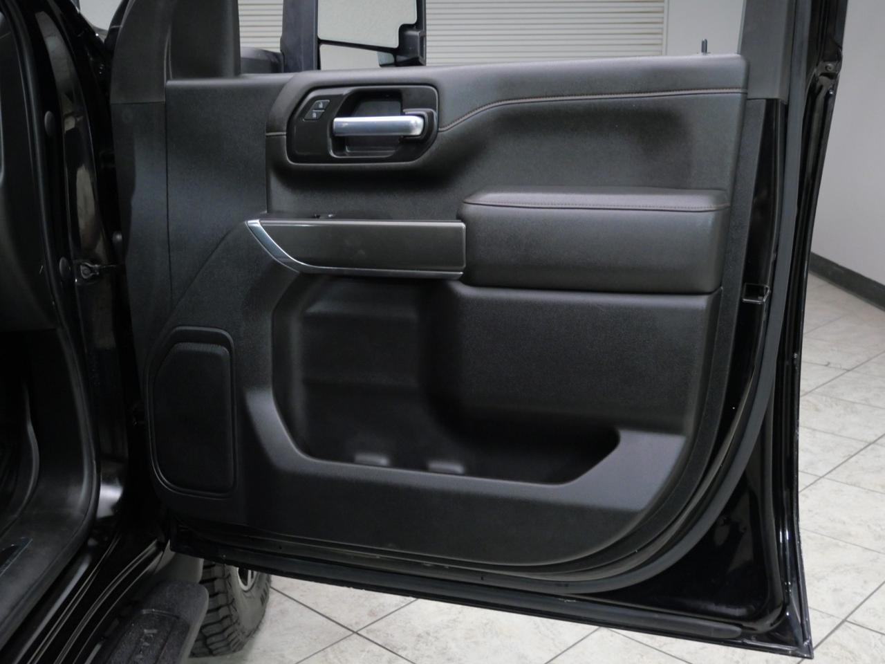2022 GMC Sierra 2500HD AT4 6.6L Duramax 4x4 Mansfield TX
