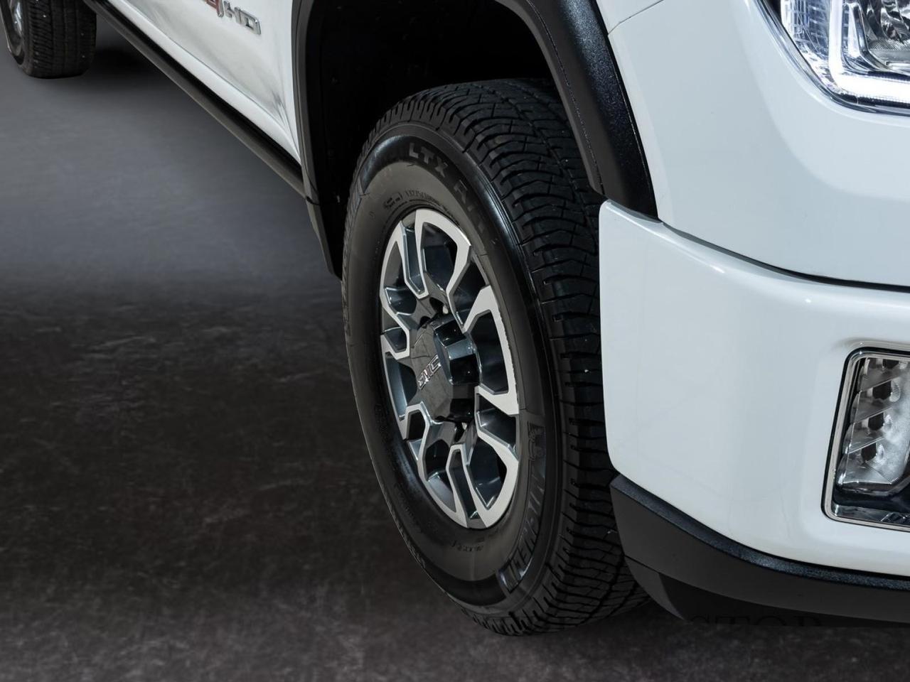 2022 GMC Sierra 2500HD AT4 6.6L Duramax 4x4 Mansfield TX