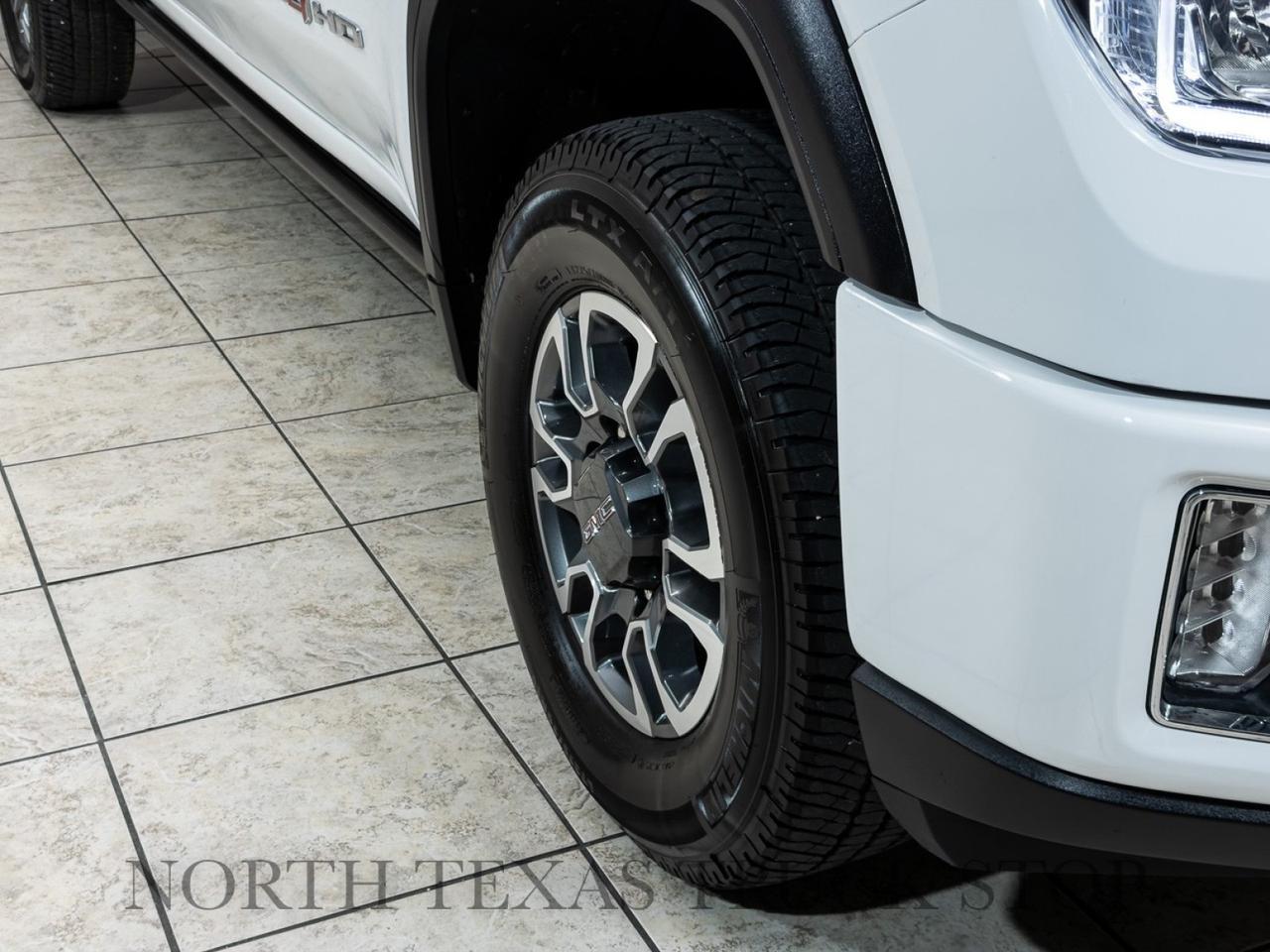 2022 GMC Sierra 2500HD AT4 6.6L Duramax 4x4 Mansfield TX