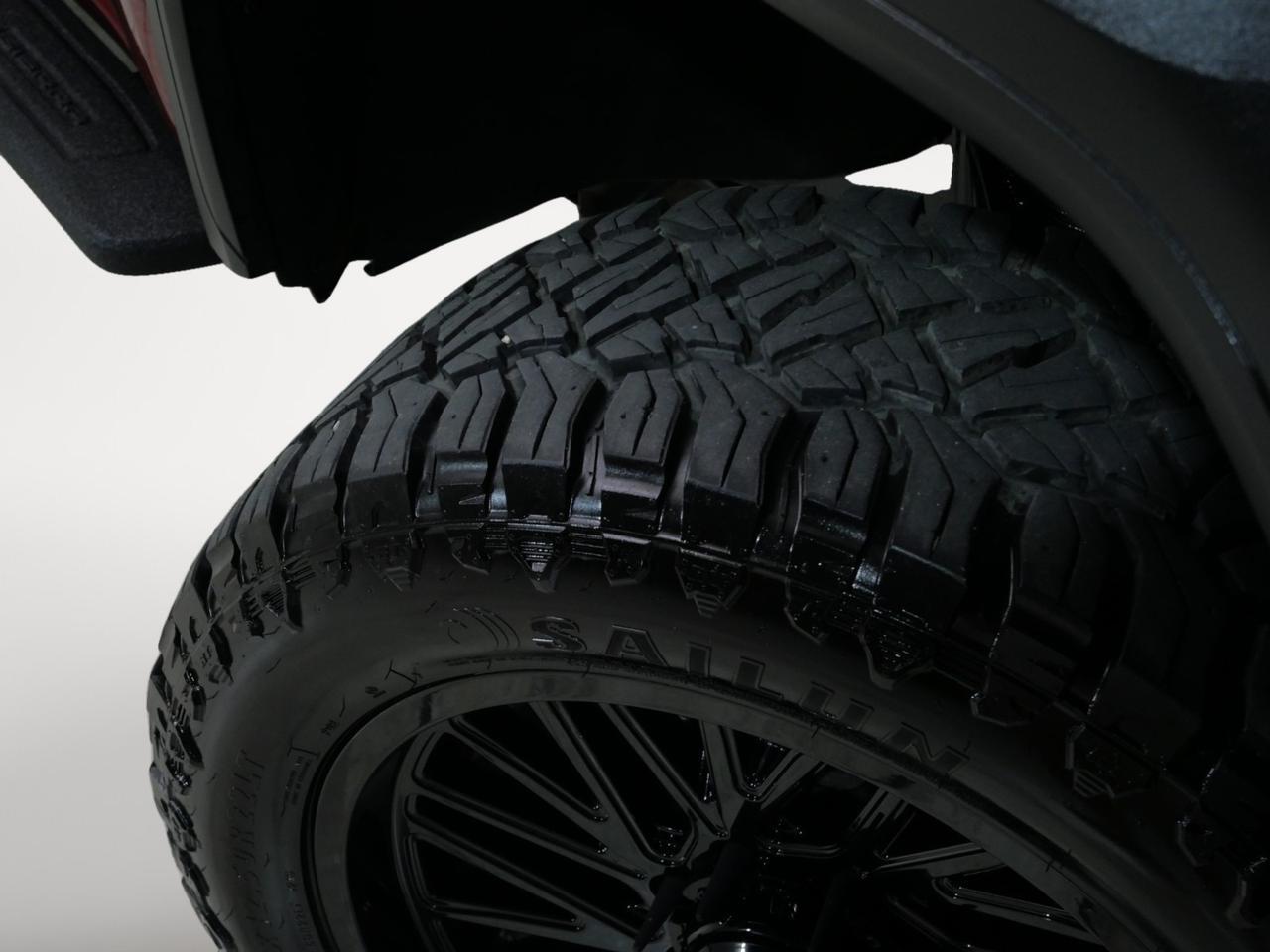 2022 GMC Sierra 2500HD AT4 Premium 6.6L Duramax 4x4 Mansfield TX