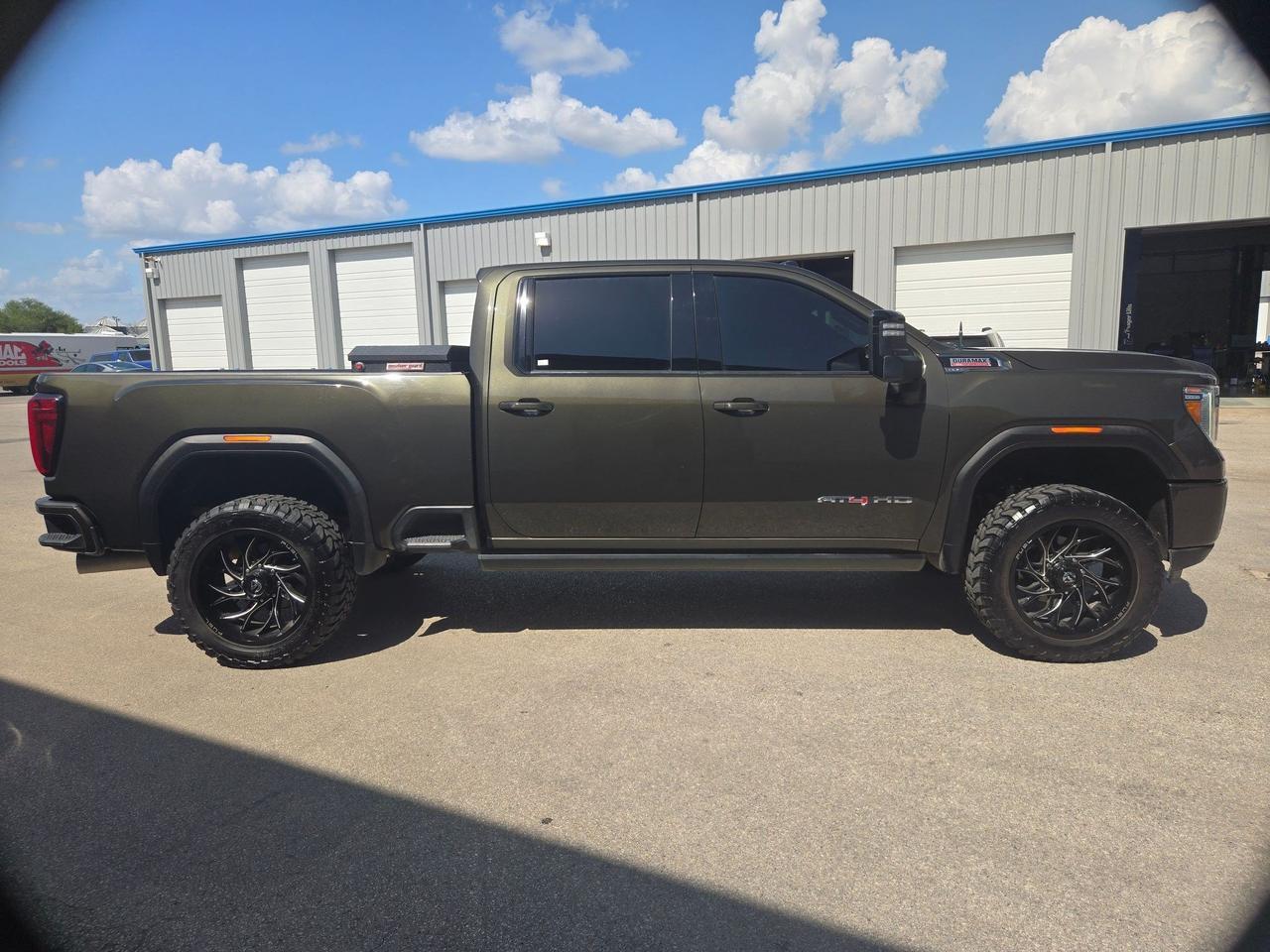 2022 GMC Sierra 2500HD AT4