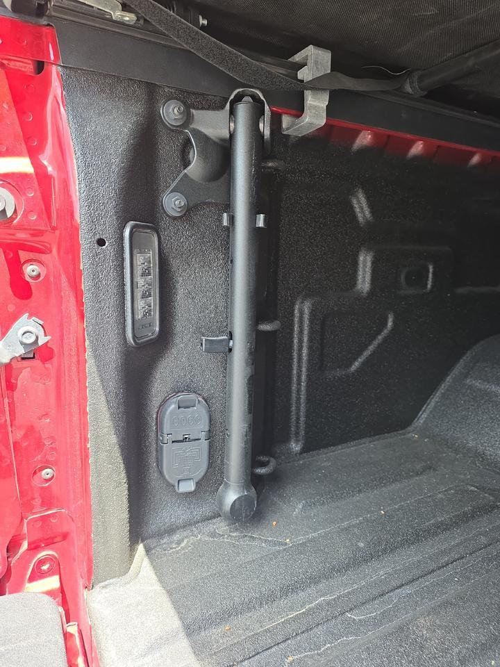 2022 GMC Sierra 2500HD AT4 Sand Lake NY